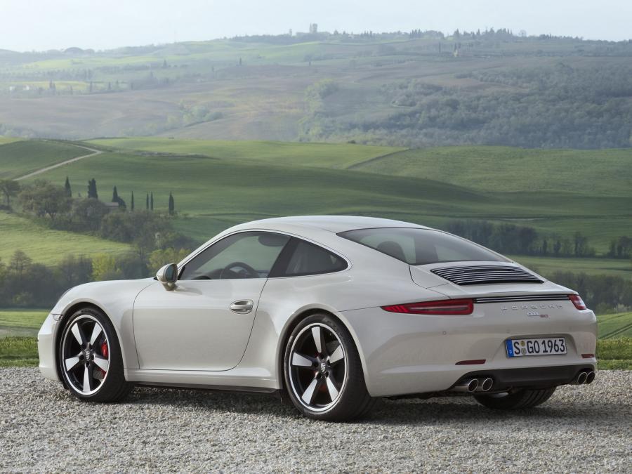  Porsche 911 50 Years Edition 2013 года  (фото 13 из 17)